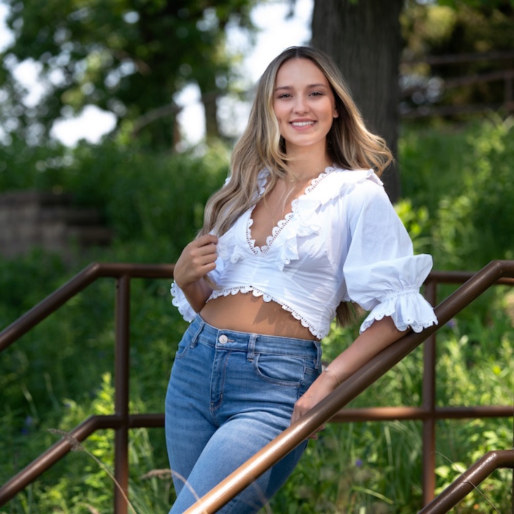 Meet your Posher, Grace